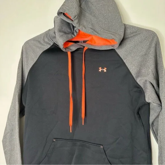 Under Armour Women’s Black and Gray semi fitted Hoodie - Picture 4 of 8